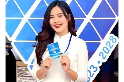 Phó Chủ tịch Hội sinh viên TMU đạt GPA 4.0/4.0, là Đoàn viên xuất sắc nhiều kỳ học liên tiếp