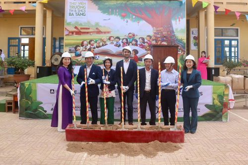 Khởi công xây dựng thư viện trường học vùng cao Quảng Trị