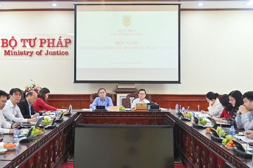 Nâng cao hiệu quả quản lý nhà nước trong các lĩnh vực bổ trợ tư pháp