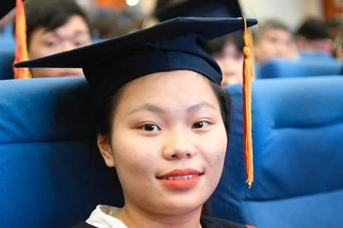 Nữ thủ khoa trường Y Dược: Nuôi ước mơ từ con nghé nhỏ