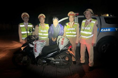 Vận chuyển trái phép 60 kg thuốc nổ