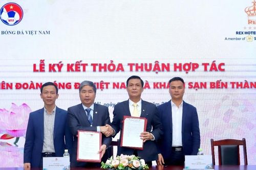 Rex Hotel Saigon hợp tác với Liên đoàn Bóng đá Việt Nam (VFF)