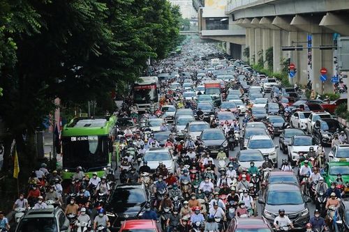 Người Việt 'chán' mua xe máy bất chấp giá giảm sâu