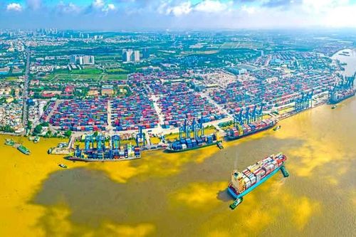 TPHCM: Vực dậy tăng trưởng bằng tiêu dùng và xuất khẩu