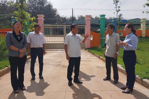 Chủ tịch HĐND tỉnh Thái Bảo khảo sát thực tế tại Trường mầm non Dầu Giây ngay sau khi cử tri phản ánh