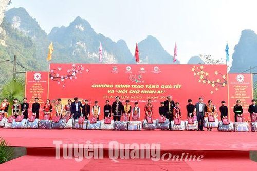 Triển khai phong trào 'Tết Nhân ái'