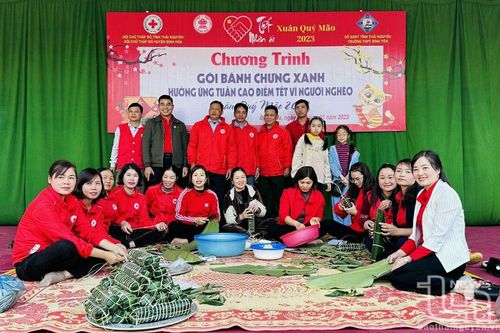 'Tết nhân ái': Ấm lòng người nghèo