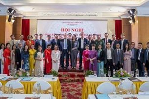 Xác lập quan hệ hợp tác quốc tế có trọng tâm, trọng điểm