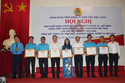 Công đoàn VNSTEEL: Càng khó khăn càng nâng cao vai trò đồng hành với người sử dụng lao động