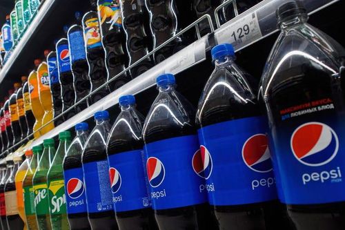 Vì sao Pepsi bị chuỗi siêu thị lớn của Pháp 'cấm cửa'?