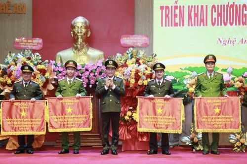Công an Nghệ An hoàn thành xuất sắc 3 mục tiêu, 10 nhiệm vụ công tác trọng tâm đề ra