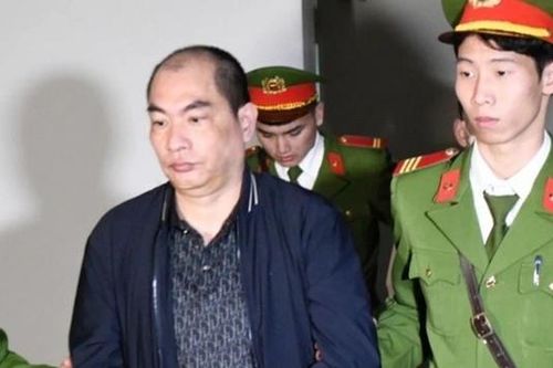Vợ cựu Giám đốc CDC Hải Dương nộp tiền khắc phục cho chồng