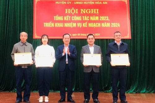Phó Chủ tịch HĐND tỉnh Nông Thanh Tùng dự hội nghị triển khai nhiệm vụ năm 2024 huyện Hòa An