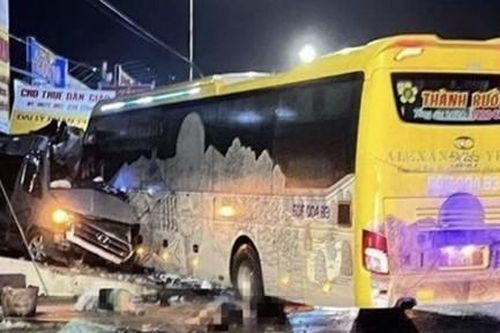 Quyết liệt xử lý, chấn chỉnh tình trạng xe khách, xe chở hàng hóa vi phạm TTATGT