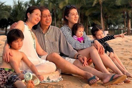 Chung Gia Hân cùng gia đình du lịch Phú Quốc