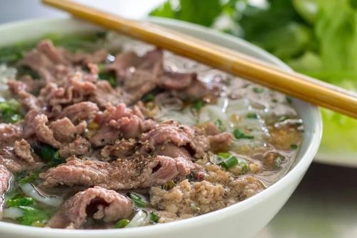 Phở bò Việt lọt top món nước ngon nhất thế giới