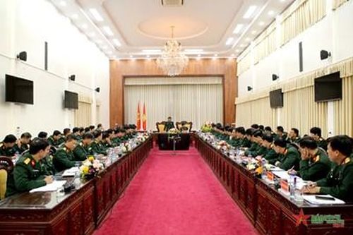 Kiểm tra, nắm tình hình công tác hậu cần, kỹ thuật tại Quân đoàn 12