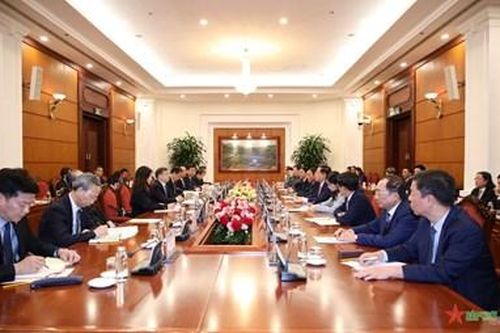 Đoàn đại biểu Đảng ta hội đàm với đoàn đại biểu Đảng Cộng sản Trung Quốc