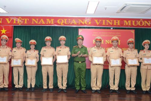 Tập trung các giải pháp, tiếp tục kéo giảm Tai nạn giao thông trong năm 2024