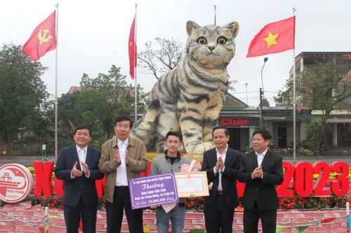 Đón đợi tượng linh vật Rồng chào Tết Giáp Thìn 2024 tại Quảng Trị