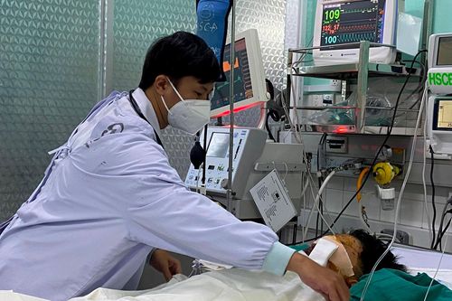 Tự chế pháo, hai thiếu niên nguy kịch