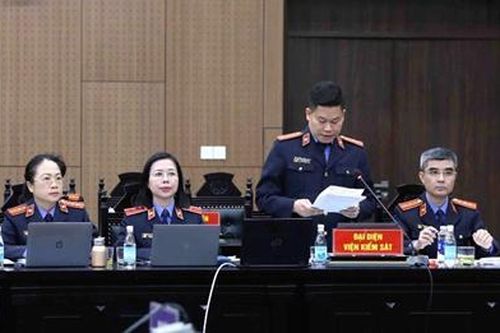 Việt Á và Phan Quốc Việt chống dịch để thu lợi bất chính không thể xem xét là có công