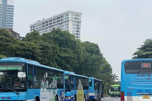 Hà Nội: Kiến nghị dừng hoạt động loạt tuyến buýt có mức trợ giá cao kể từ 1/4