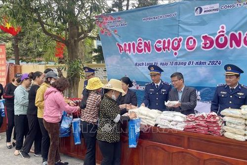 Tết sớm trên huyện đảo Bạch Long Vĩ