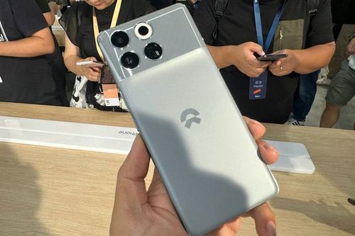 CLIP: Trên tay smartphone chống nước, cấu hình 'siêu khủng', nhiều công nghệ tiên tiến, giá hơn 21 triệu