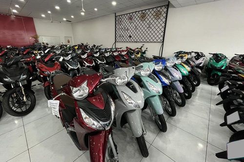 Lý do thị trường xe máy truyền thống ngày càng sụt giảm