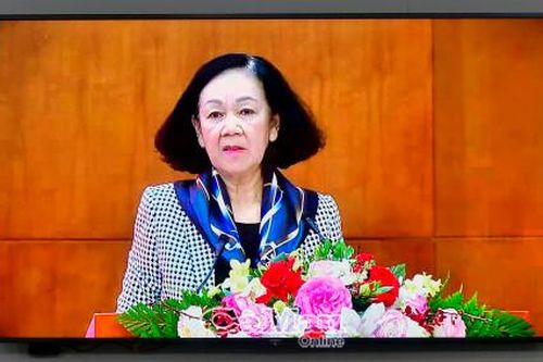 Chức vụ càng cao thì càng phải gương mẫu