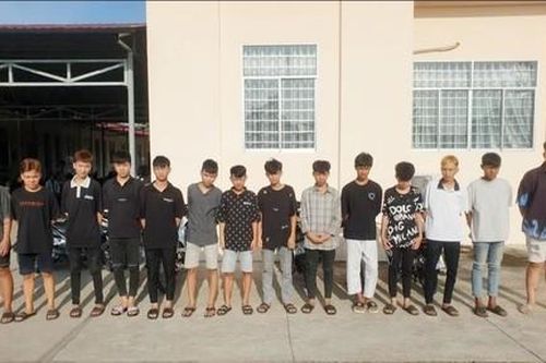 Điều tra vụ nam sinh bị hơn chục thanh thiếu niên đánh hội đồng