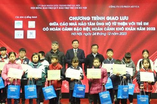 Trợ giúp đặc thù cho trẻ em khó khăn