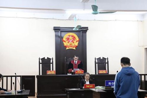 Hà Nội: 9 tháng tù cho đối tượng mua pháo hoa nổ về đốt