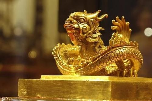 Đường nào để rộng cửa hồi hương cổ vật?
