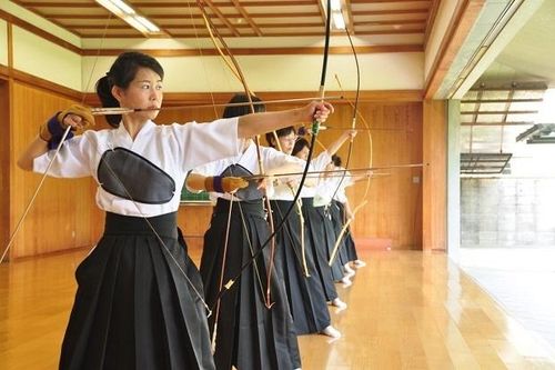 Trải nghiệm võ đạo Kyudo của Nhật Bản tại Hà Nội