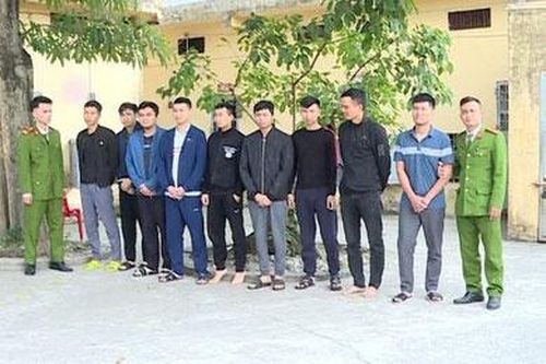 Bắt quả tang 9 đối tượng cá độ kết quả trò chơi 'Đế chế'