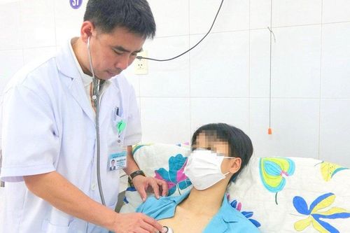 Nam sinh bị đứt lìa phế quản gốc phổi trái được cứu sống