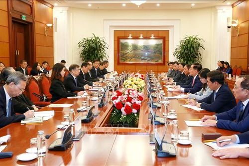 Phát huy vai trò của kênh Đảng đối với tổng thể quan hệ Việt Nam-Trung Quốc