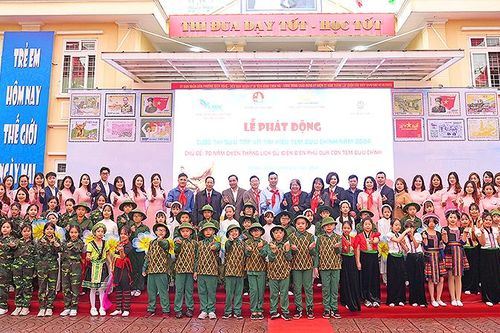 Thiếu nhi cả nước thi tìm hiểu về chiến thắng Điện Biên Phủ qua tem