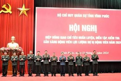 Bộ CHQS tỉnh Vĩnh Phúc: Hội nghị hiệp đồng giao chỉ tiêu huấn luyện, diễn tập