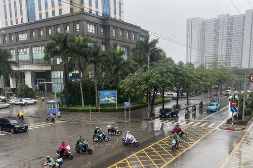 Hà Nội mưa dầm cả ngày