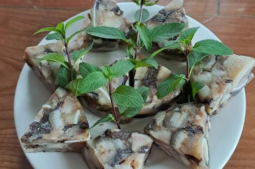Giò thơm nghĩa mẹ tình cha