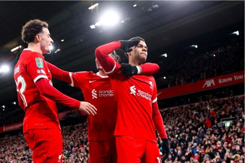 Liverpool ngược dòng đánh bại Fulham tại League Cup 2023/2024