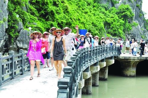Đặt mục tiêu tăng ít nhất 2 bậc xếp hạng Năng lực phát triển du lịch và lữ hành