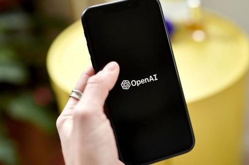 OpenAI đàm phán cấp phép nội dung báo chí với CNN, Fox và Time