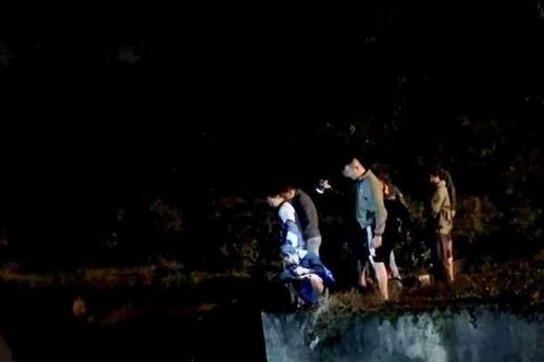 Hà Tĩnh: Ra đập tràn chơi, 2 học sinh đuối nước thương tâm