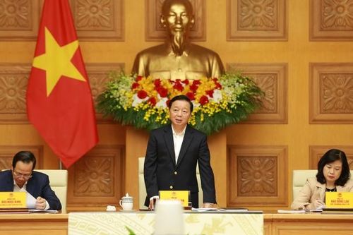 Phó Thủ tướng Trần Hồng Hà: Đánh giá tác động của các nền tảng xã hội trực tuyến đối với trẻ em