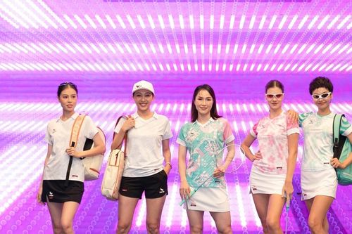 Cựu số 1 cầu lông nữ Việt Nam có bộ sưu tập thời trang riêng