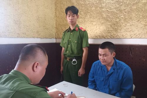 Khởi tố, bắt đối tượng lừa làm sổ đỏ cho 28 hộ dân ở Đắk Nông